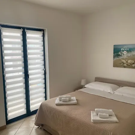 Apartment Irene Torre Santa Sabina